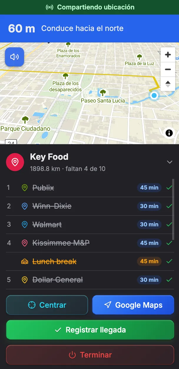 Vista del chofer: instrucción por voz, parada actual y avance del recorrido.